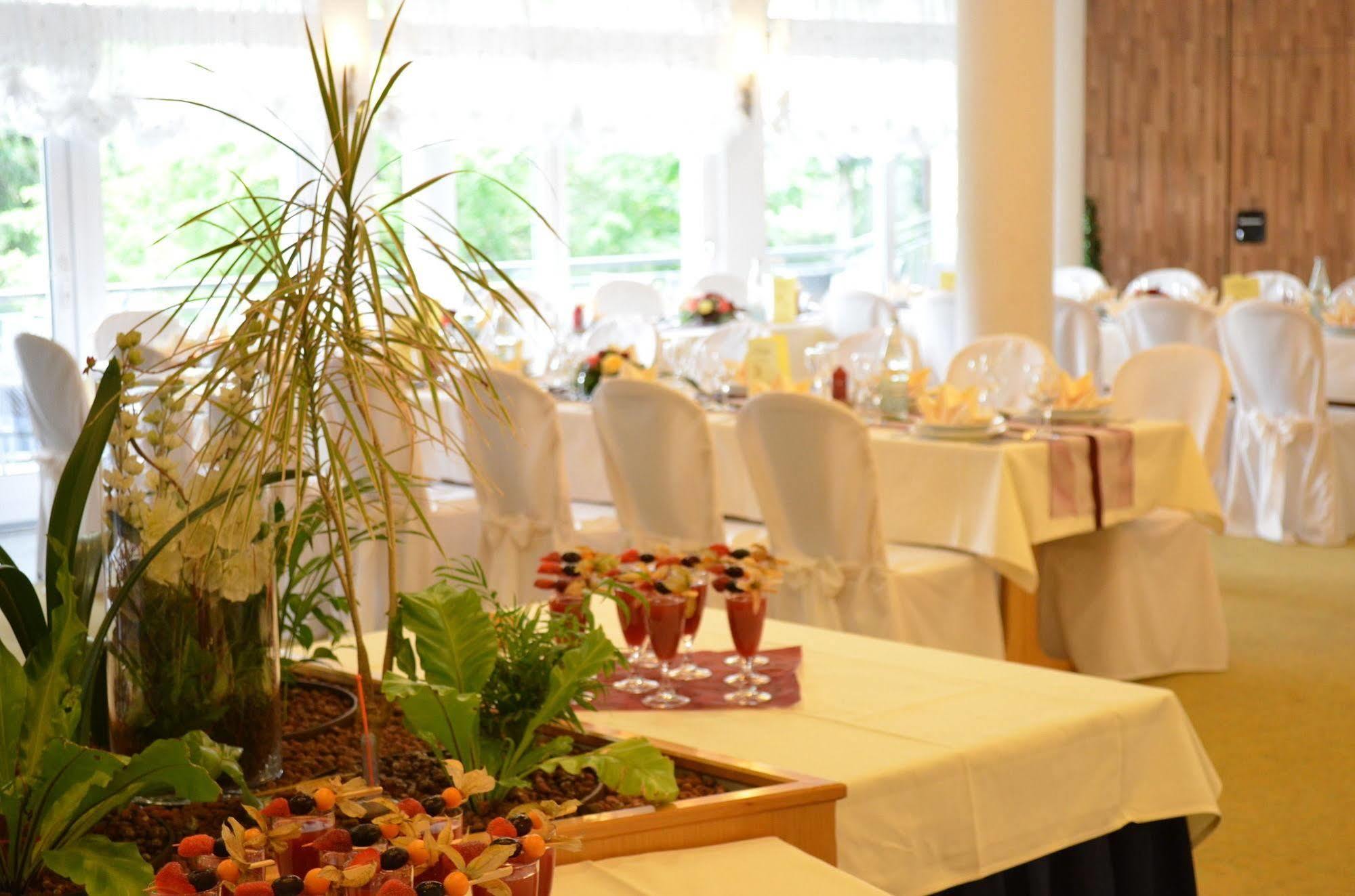 Hotel Sonneck Schwäbisch Hall Eksteriør billede